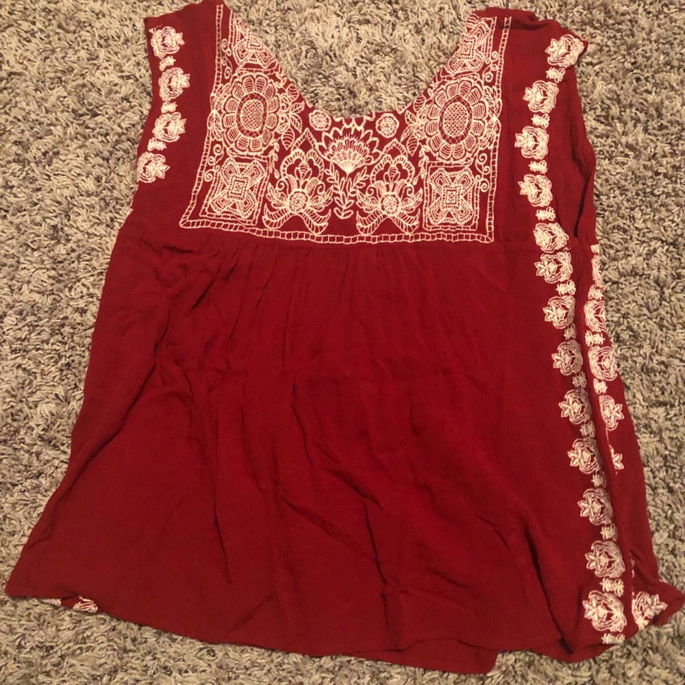 burgundy tank top Size:M